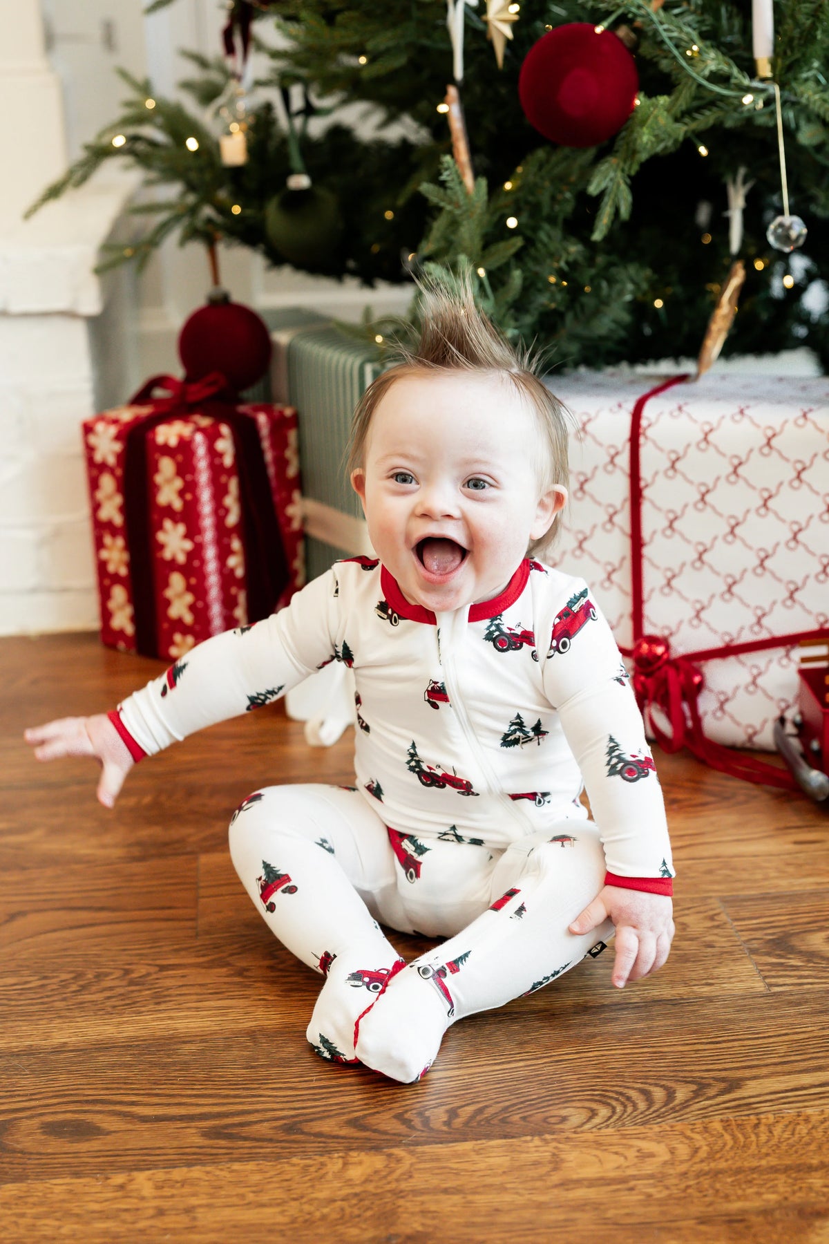 Zippered Footie - Holiday Tree Farm