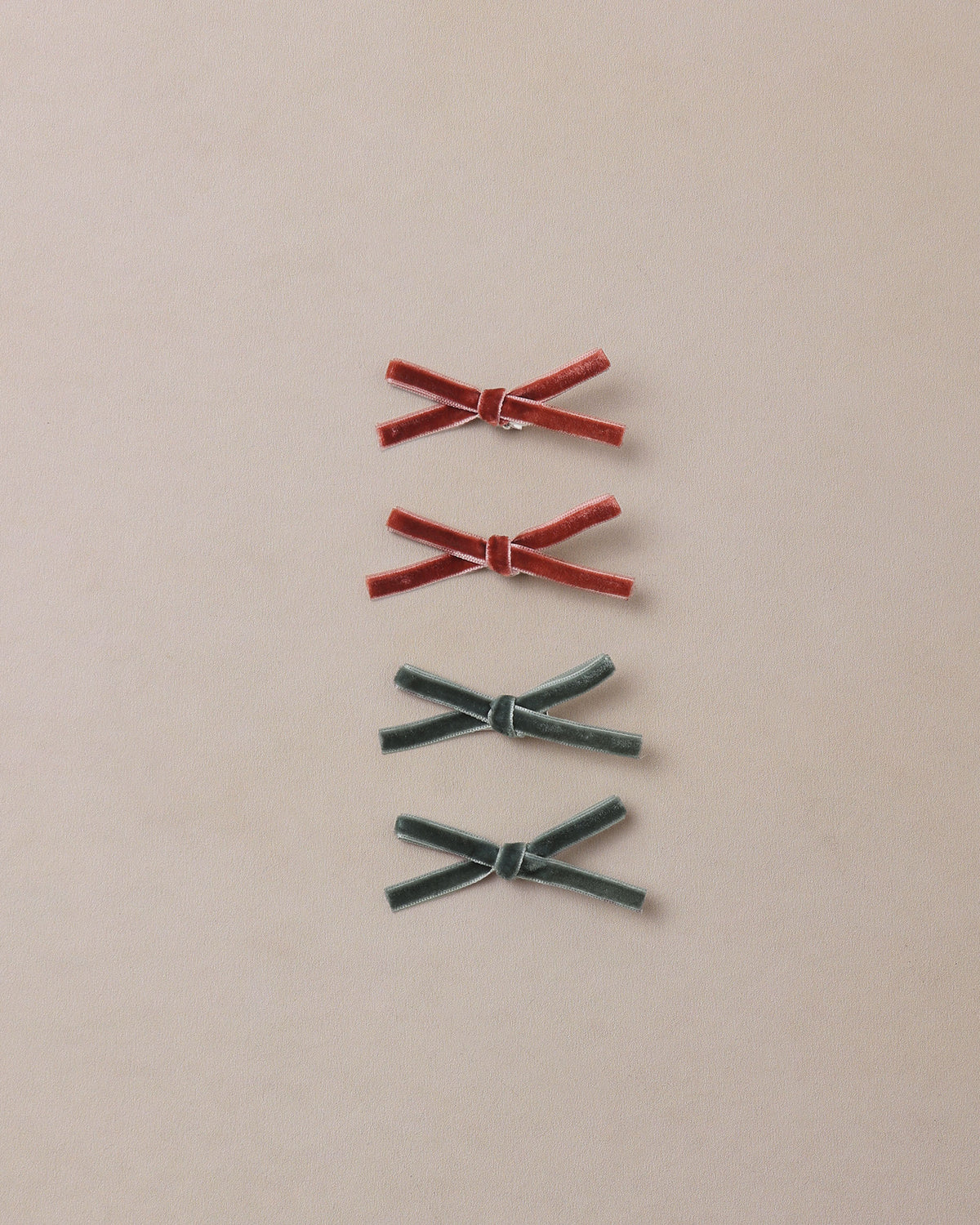 Mini Ribbon Bows Green, Ruby