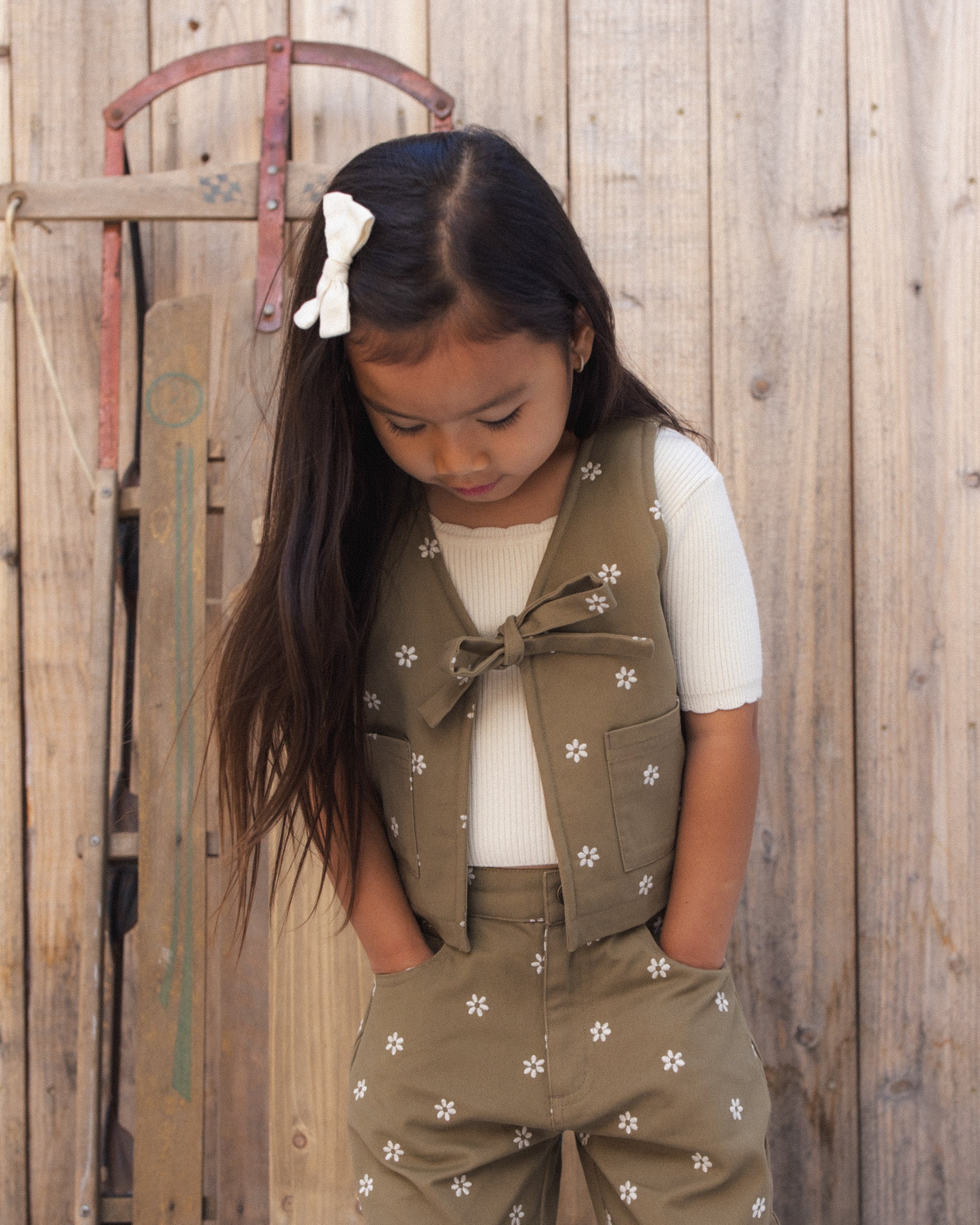 Barrel Pant Embroidered Daisies