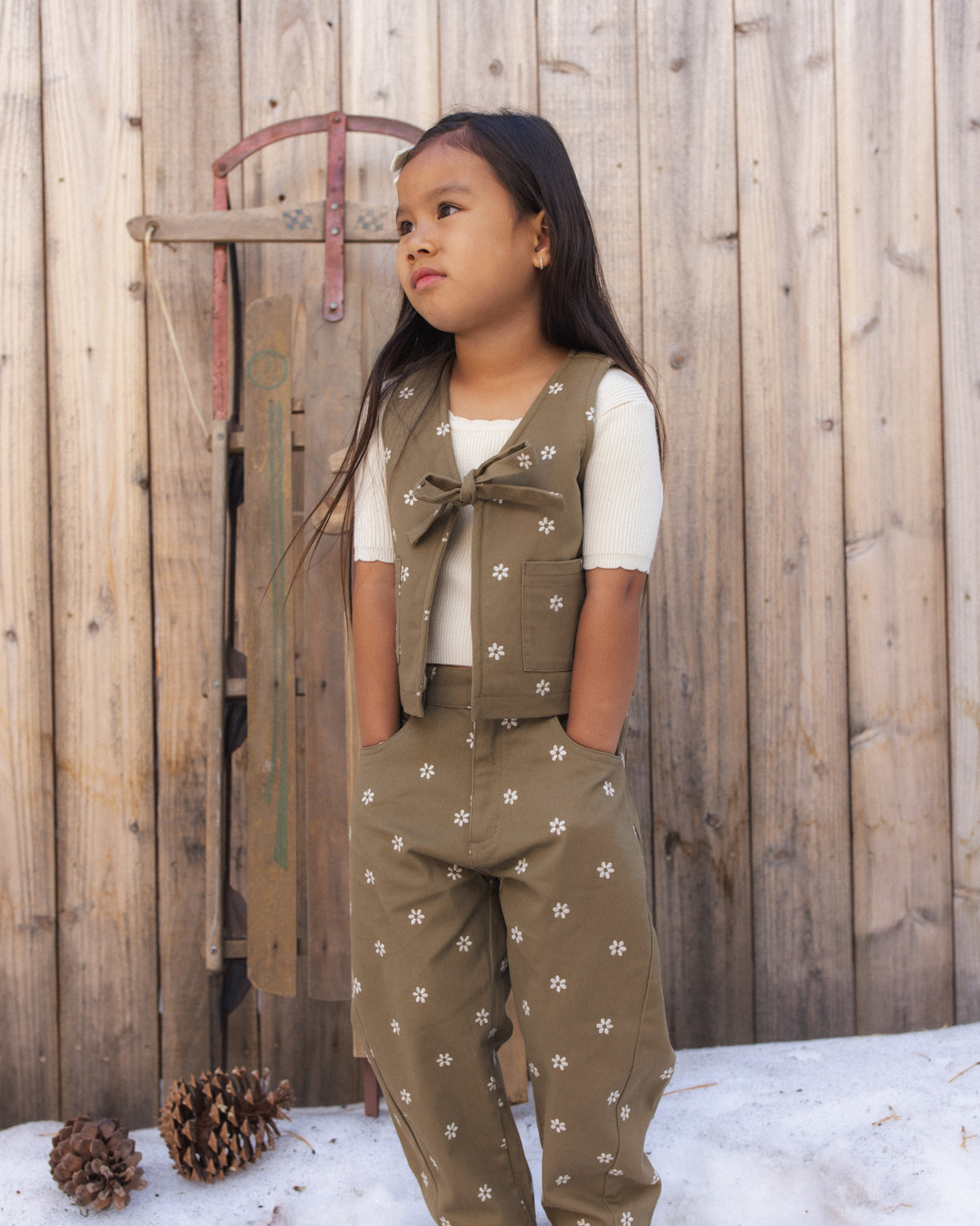 Barrel Pant Embroidered Daisies