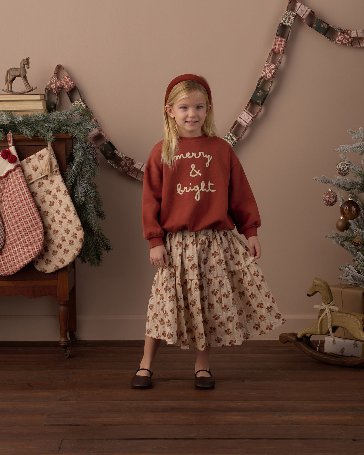 Relaxed Sweatshirt | Merry & Bright