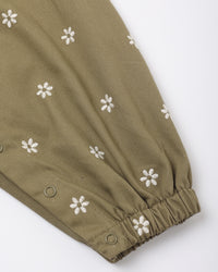 Vintage Overall Embroidered Daisies