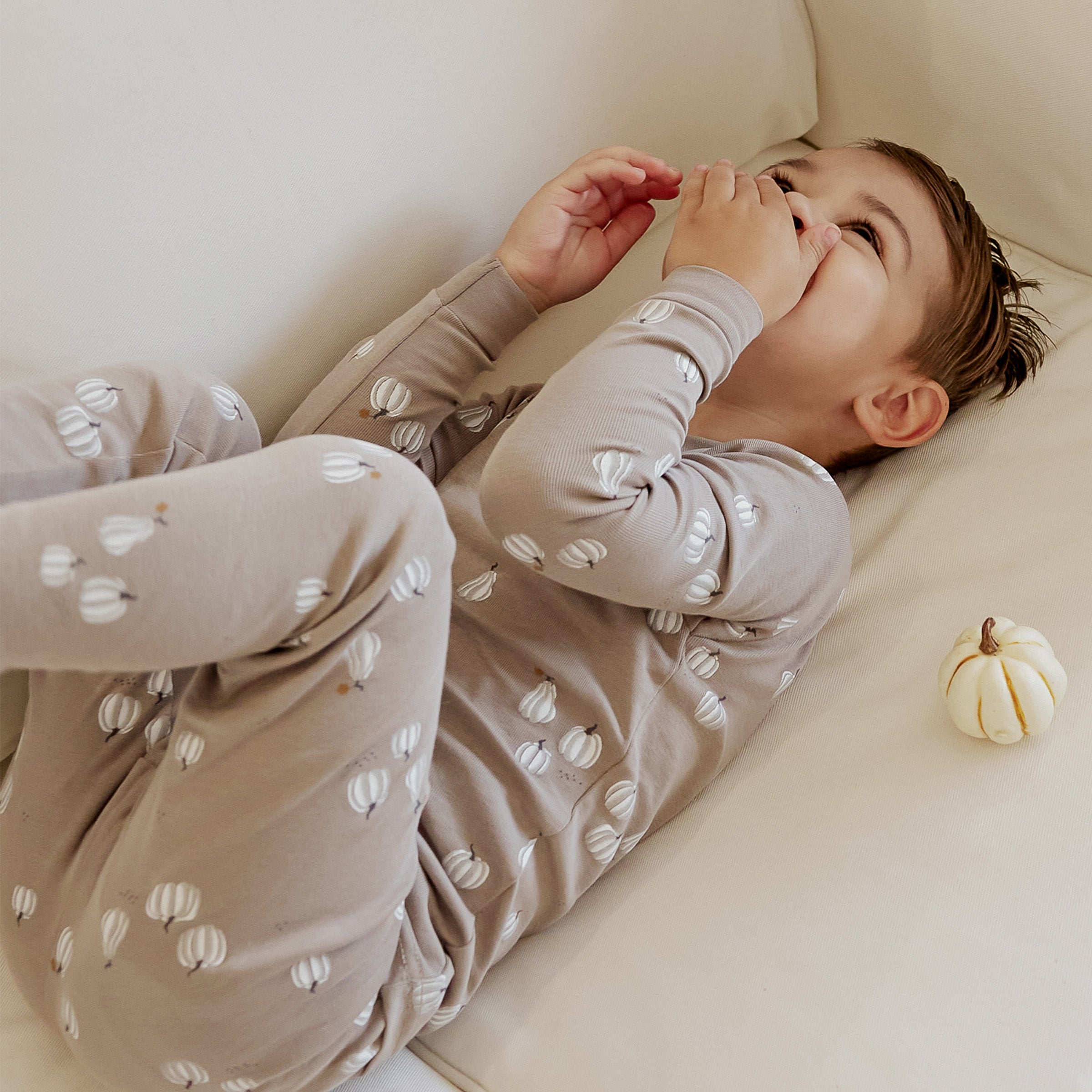 Gourds Print on Pebble Ground PJ Set