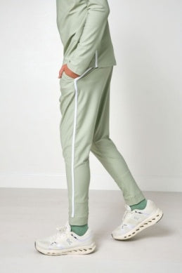 Sage Retro Warm-up Jogger